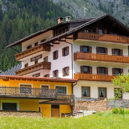 Cottrer - Ottima Posizione Adatto A Famiglie - Good Location *