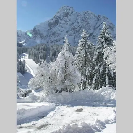 Appartamento Cottrer - Ottima Posizione Adatto A Famiglie - Good Location